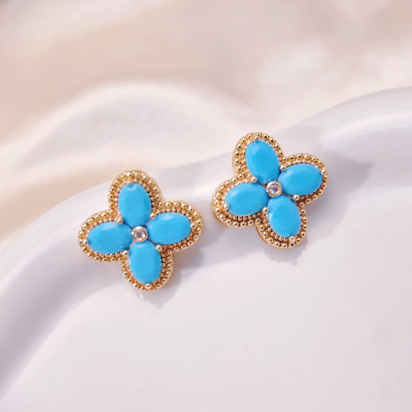 The Aqua Blossom